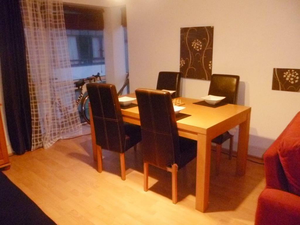 Luxury Town Centre Apartment Kinsale Exteriör bild