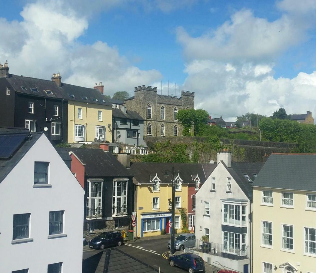 Luxury Town Centre Apartment Kinsale Exteriör bild